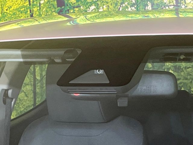 �y�g���^�Z�[�t�e�B�Z���X�z���s���ɑO���̎ԗ�����F�����A�Փ˂������Ȏ��͌x��ƃu���[�L�ŏՓˉ���Ɣ�Q�y�����A�V�X�g�B�����S�Ƀh���C�u�����y���݂��������܂��B