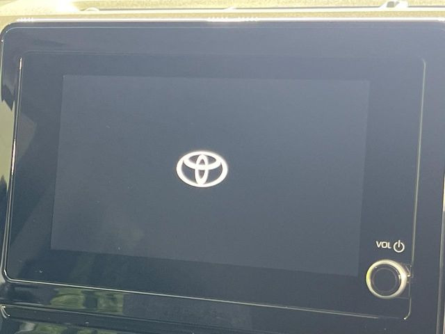 �y8�C���` �f�B�X�v���C�I�[�f�B�I�z���ʂ̃f�B�X�v���C��AppleCarPlay��AndroidAuto�����p�\�B�傫�ȉ�ʂŃX�}�z�i�r�A�v���������p���������܂���