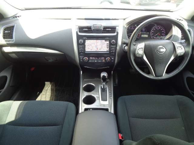 ティアナ2.5 XL ナビAVMパッケージ