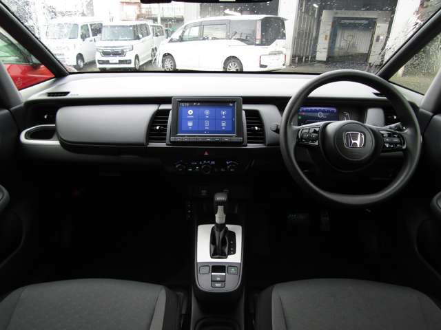 フィット1.5 ベーシック 4WD