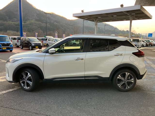 �G�N�X�e���A�́A�����ȁu�_�u��V���[�V�����O�����v������I�ȁu�t���[�e�B���O���[�t�v�ŁA�͋����ƃX�^�C���b�V������\��!