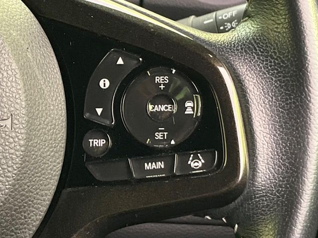 �y�A�_�v�e�B�u�N���[�Y�R���g���[���z�������H�ł̒��������s���y��!!�����ő��x��ۂN���[�Y�R���g���[�����A�Փˌy���V�X�e���ƘA�g���A�O���̎ԗ������m���ĎԊԂ�ۂ悤�ɑ��x���߂��Ă���܂�!!