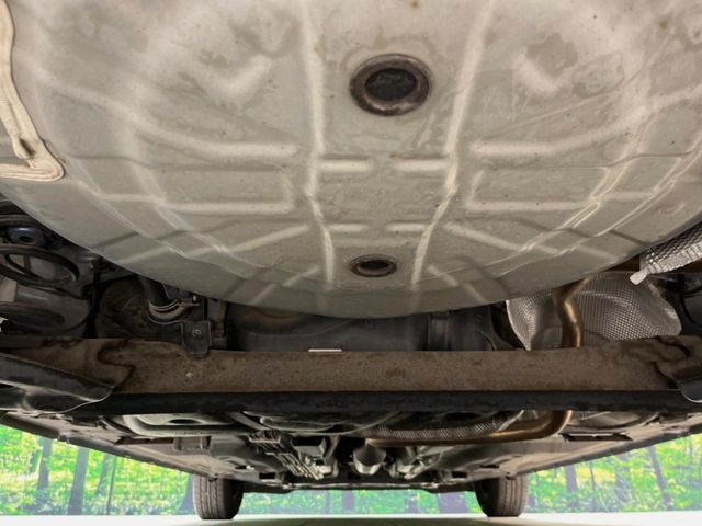 下回りがきれいなうちに、防錆加工の施工がオススメ。降雪地域はもちろん、沿岸部にお住いの方や、趣味でマリン・ウィンタースポーツをされる方にご好評いただいております。