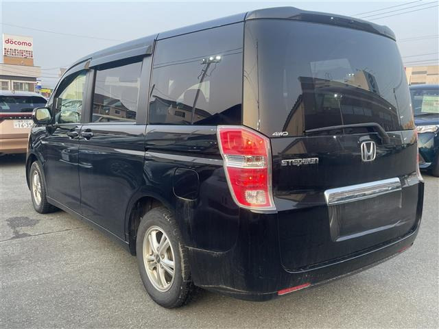 ステップワゴン2.0 L 4WD