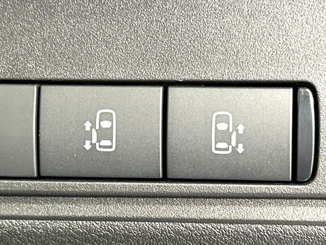 �y�����p���[�X���C�h�h�A�z�X�}�[�g�L�[��^�]�Ȃ̃X�C�b�`�Ō�ȗ����X���C�h�h�A�̊J���\���d��������͂����ăh�A���J����K�v�������A�����Ȃ��q�l�ł��ȒP�ɊJ���߂ł����K�ł���