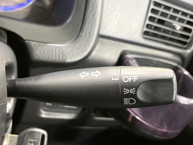 夜間や荒天時により良好な視界で安心な走行をご希望される方には【高輝度LEDヘッドライト】の取付がおすすめ!多くのお客様にご好評いただいております♪