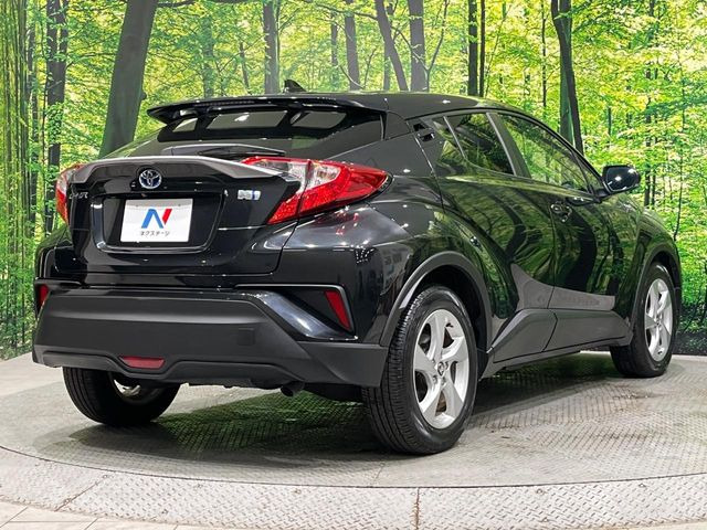 ☆全国のネクステージからお取り寄せが可能※!遠方の店舗に展示してあるクルマが気になる場合も、最寄りの店舗でご覧いただくことが可能です!是非私たちに要望をお聞かせください!※別途費用