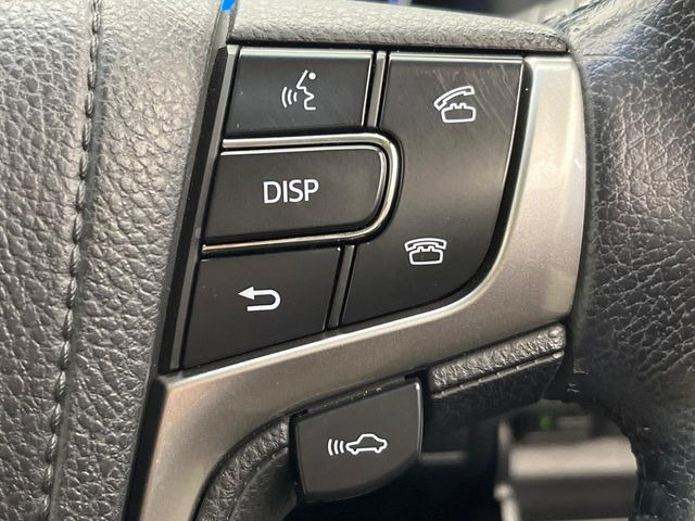 �y�v���N���b�V���Z�[�t�e�B�z�O���̎ԗ��������m���A�Փ˂������Ȏ��͌x��Œ��ӂ𑣂��A�u���[�L�𓥂ޗ͂��T�|�[�g�B�u���[�L�𓥂߂Ȃ������ꍇ�͏Փ˔�Q�y���u���[�L���쓮�A�Փˉ�����T�|�[�g���܂��B