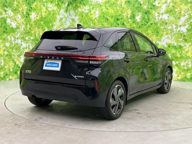 ノートオーラ1.2 G レザーエディション