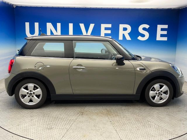 �������t�т̕ۏ؂̑��A���S�̍Œ�3�N�E���s�������ۏ�(�L��)�����p�ӁB�A���Ԃ����S���Ă��y���݂���������l�A�ۏؓ��e���[���͂������A�����_��&�I�C�������⃍�[�h�T�[�r�X���t�т��Ă���܂��B