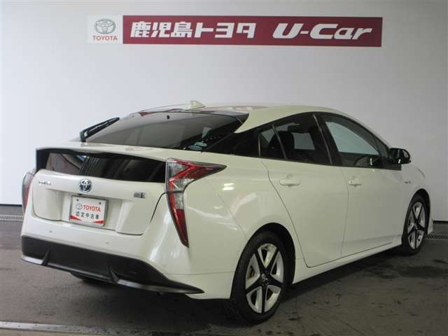 プリウス1.8 A プレミアム ツーリングセレクション