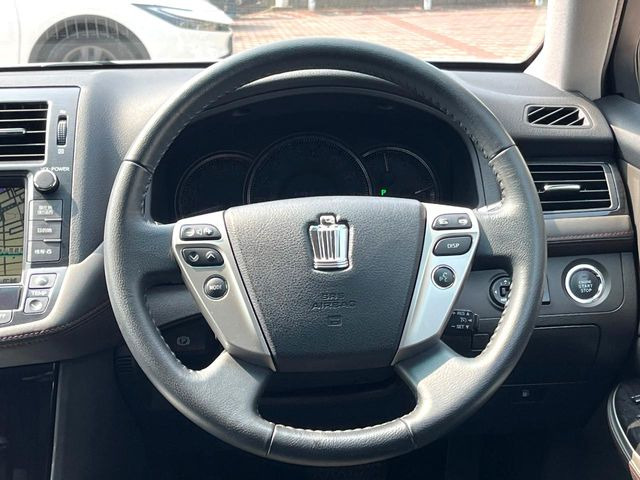 �y�����v�����X�e�A�����O�z�㎿�Ȋv���g�p���邱�ƂŁA��ɂ����������݂ƂĂ��^�]���₷���n���h���ł���