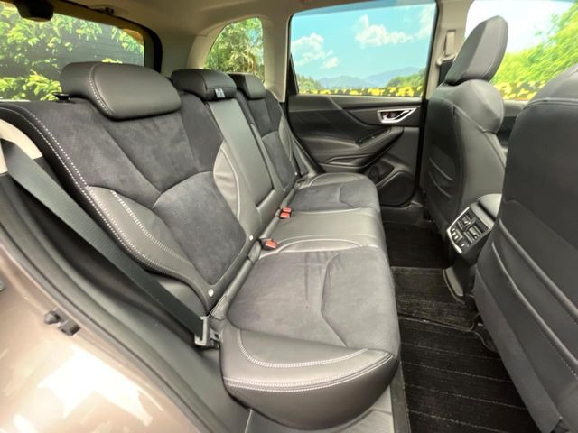 �㕔���Ȃ��C�ɂȂ�悤�ȃL�Y�E�����ւ��蓙�A�傫�ȃ_���[�W�͂Ȃ��A�ǍD�ȏ�Ԃł��B