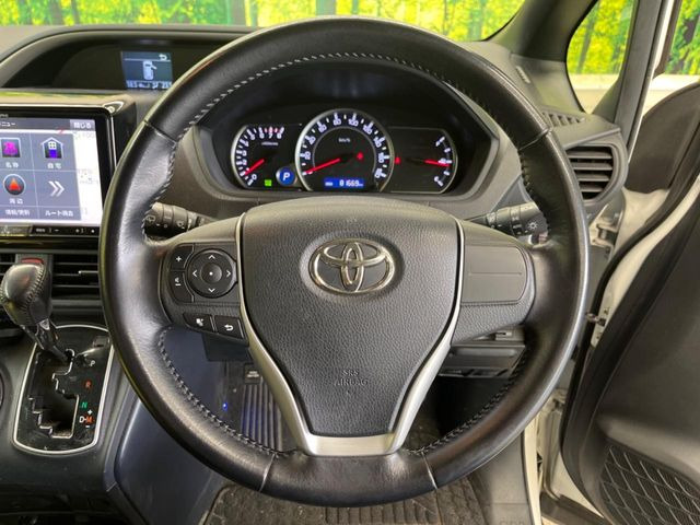 �y�g���^�Z�[�t�e�B�Z���X�z���s���ɑO���̎ԗ�����F�����A�Փ˂������Ȏ��͌x��ƃu���[�L�ŏՓˉ���Ɣ�Q�y�����A�V�X�g�B�����S�Ƀh���C�u�����y���݂��������܂��B