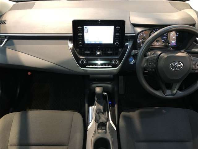 カローラ1.8 ハイブリッド G-X E-Four 4WD