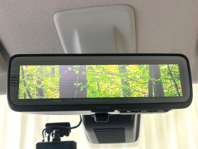 �y�f�W�^�����[���~���[�z��Ȃ̑傫�ȉו��⓯��҂Ō�����m�F���Â炢���ł����S!�J�������B�e�����ԗ�����̉f�������[���~���[���ɕ\���B�N���A�Ȏ��E�ŏ󋵂̊m�F���\�ł�!