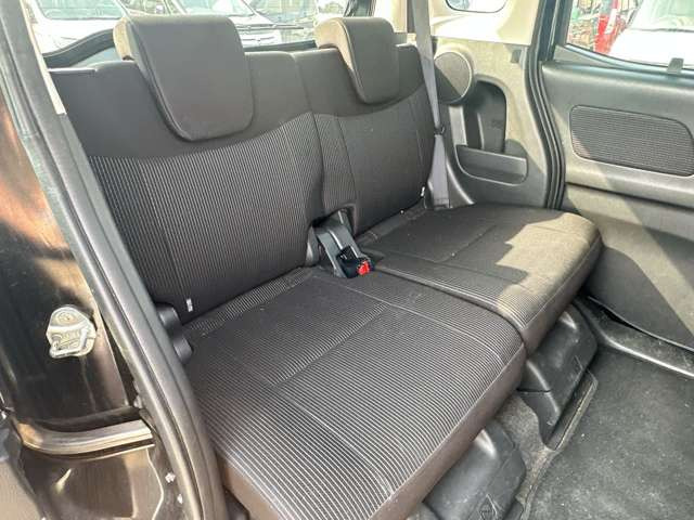 ���Ђł͌��I�������Ԃ𖈌���ʂɎd������s�Ȃ��A�����߂₷�����i�ł��񋟂��Ă���܂���