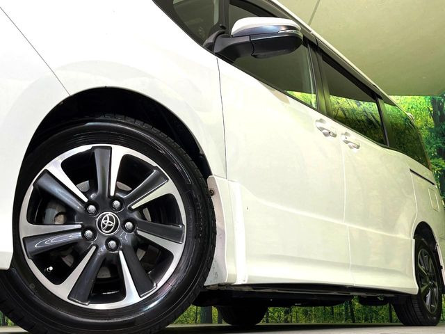 �y����16�C���`�A���~�z�C�[���z�O�ςɃ}�b�`���������A���~�z�C�[���𑕒����Ă���܂��B�e��ЊO�A���~�z�C�[����A�X�^�b�h���X�^�C�����戵�����Ă���܂��B���񂲑��k����������