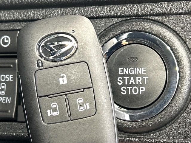 �y�L�[�t���[�V�X�e���z�J�o����|�P�b�g�ɓ��ꂽ�܂܂ł��h�A�̎{���E�������\�ȃX�}�[�g�L�[�𑕔��B�G���W���̃I���E�I�t�����J�M�����o���K�v����������Ƃ��Ă��֗��ł���