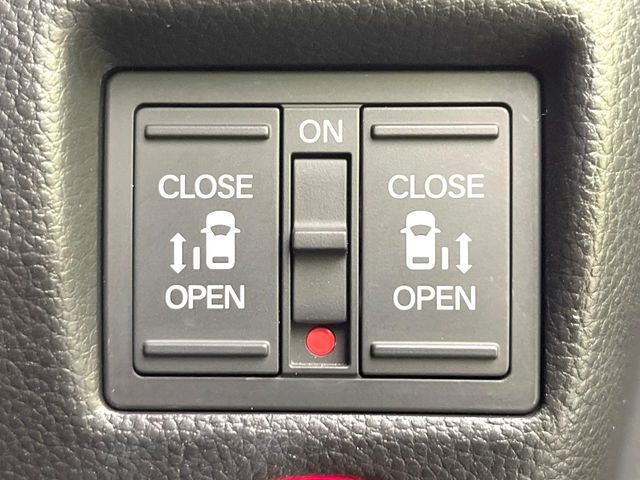 �y�����p���[�X���C�h�h�A�z�X�}�[�g�L�[��^�]�Ȃ̃X�C�b�`�Ō�ȗ����X���C�h�h�A�̊J���\���d��������͂����ăh�A���J����K�v�������A�����Ȃ��q�l�ł��ȒP�ɊJ���߂ł����K�ł���