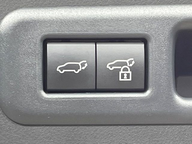 �y�p���[�o�b�N�h�A�z�X�}�[�g�L�[��^�]�Ȃ̃{�^�������������Ń��A�Q�[�g�������ŊJ���܂�!�ו��������Ă��鎞��A�����ʒu�ɂ���o�b�N�h�A��߂�ۂɕ֗��ȋ@�\�ł���