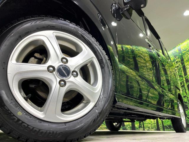 �y14�C���`�A���~�z�C�[���z�O�ςɃ}�b�`�����A���~�z�C�[���𑕒����Ă���܂��B�e��A���~�z�C�[����A�X�^�b�h���X�^�C�����戵�����Ă���܂��B���񂲑��k����������