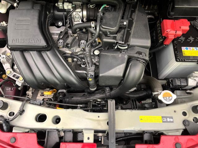 親切・丁寧な専門メカニックスタッフが応対!・車検・点検整備・事故等の修理などアフターサービスも安心。お車のカスタマイズもネクステージのサービススタッフまでご相談ください!