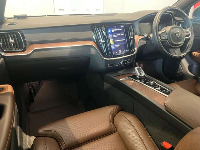 V60B5 インスクリプション