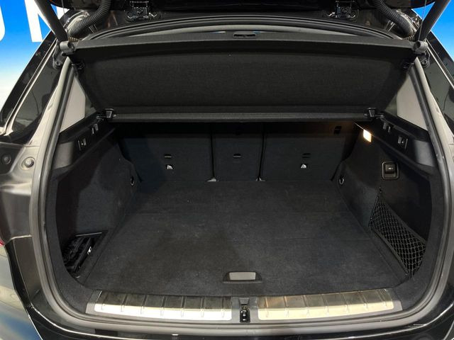 ●トランクルーム:趣味が広がる収容スペース!これだけの広さがあればお買い物やレジャーなどにも最適です!使用感も少なくきれいな状態を維持しております。