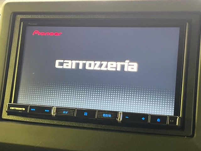 �y�i�r�Q�[�V�����z�g���₷���i�r�ŖړI�n�܂ł�������ē����Ă���܂��B�e��I�[�f�B�I�Đ��@�\���[�����Ă���A���Ԃ̉^�]������Ɋy�����Ȃ�܂�!!