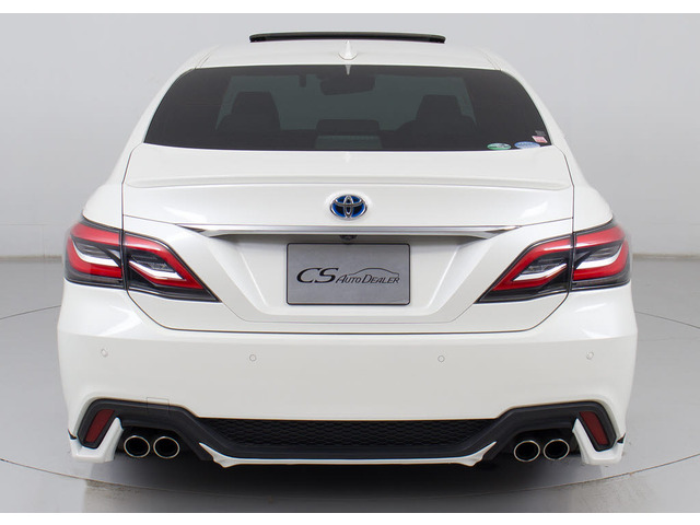 フルエアロが装着されています!お好みはいかがですか?今付いているデザイン以外にも、各ブランドのエアロを格安にてお取付け出来ます!又、エアロを外してノーマル状態にする事も出来ます!!