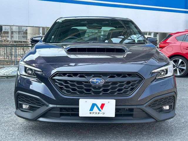 安心の最長10年・走行無制限保証(有償)をご用意。保証内容も充実はもちろん、無料点検&オイル交換や、年中無休の全国・24時間ロードサービスも付帯されておりますのでご安心下さい。