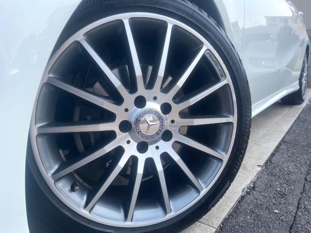 ������18�C���`�A���~�z�C�[��:�A���ԂȂ�ł͂̑�z����������x����z�C�[���Ƒ����ł�!���{�Ԃ̑���Ɋ���Ă�����ɂ����Б̊����Ē��������قǁA�������x���ł܂Ƃ܂��Ă��܂�!