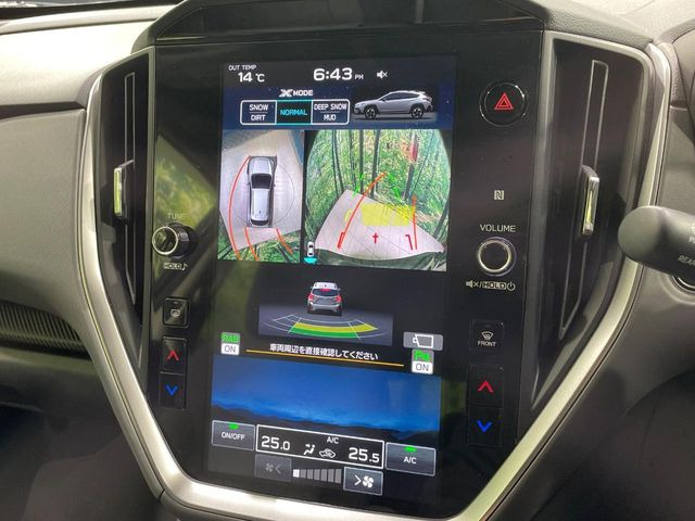 �y�}���`�e���C�����j�^�[�z�Ԃ̃t�����g��T�C�h�̃J�����摜�𓯎��Ƀ��j�^�[�\�����邱�ƂŁA���H�⋷�����𑖍s���ł����͂̏󋵊m�F���ł����S!�{�iSUV�ɂ��ꂵ�������ł���