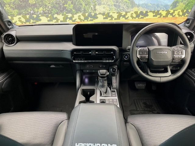 ランドクルーザー2502.8 VX ディーゼル 4WD