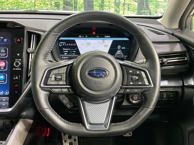 �y�����v�����X�e�A�����O�z�㎿�Ȋv���g�p���邱�ƂŁA��ɂ����������݂ƂĂ��^�]���₷���n���h���ł���