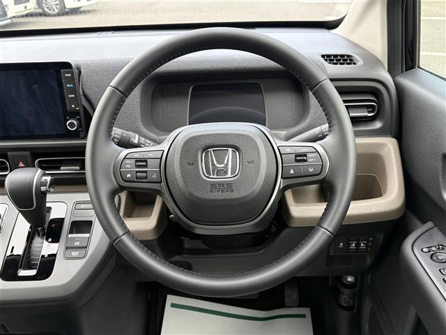 フリード1.5 e:HEV エアー EX