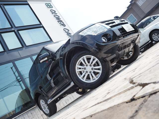 ご安心下さい!!当店は大型指定工場と業務提携しております!!納車前点検、車内清掃には特に自信があります!是非お客様のその目でご確認下さい♪