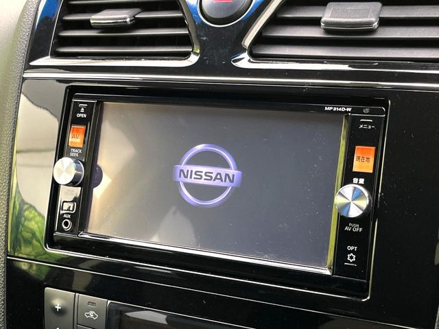 セレナ2.0 ハイウェイスター S-HYBRID アドバンスドセーフティパッケージ