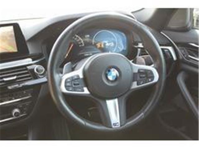 ���Ǝҗl�ւ̔̔��͂��f�肳���Ă��������܂��B �Ԍ������ԗ��̏ꍇ�́A�Ԍ����擾�������x�������z�ŕ\�����Ă���܂��B