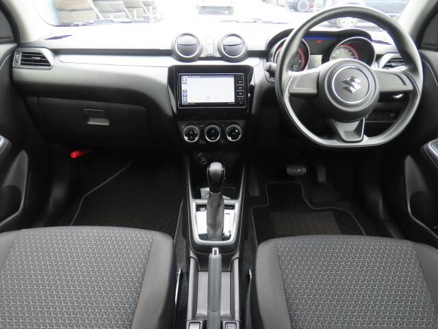 ���O���̐��|�E�K���X�n�{�f�B�R�[�e�B���O��CAR�N���[�j���O���Ǝ҂��{�H�������܂��̂ő�ϐ����B�I���b�N�X�����Ԃł݂͂Ȃ��܂ɉ��K�ȃh���C�u�����񑩁B