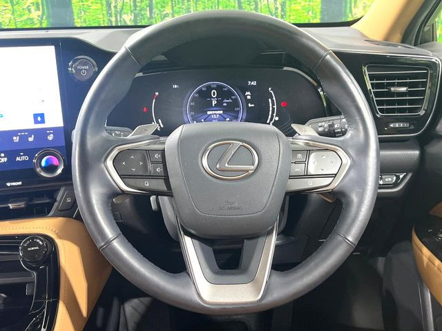 �y�����v�����X�e�A�����O�z�㎿�Ȋv���g�p���邱�ƂŁA��ɂ����������݂ƂĂ��^�]���₷���n���h���ł���