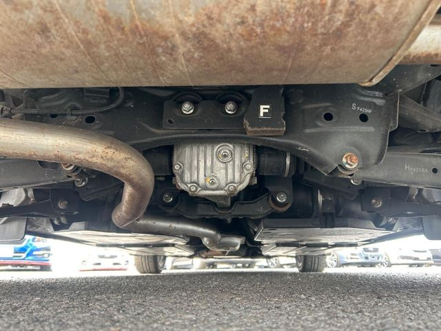 ����肪���ꂢ�Ȃ����ɁA�h�K���H�̎{�H���I�X�X���B�~��n��͂������A���ݕ��ɂ��Z���̕���A��Ń}�����E�E�B���^�[�X�|�[�c���������ɂ��D�]���������Ă���܂��B