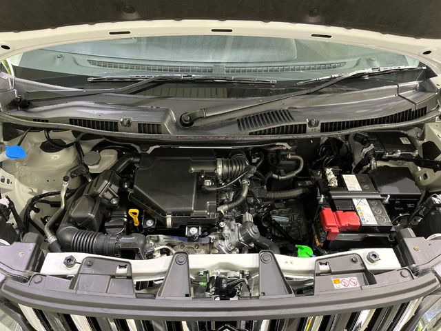 安心の最長10年・走行無制限保証(有償)をご用意。保証内容も充実はもちろん、無料点検&オイル交換や、年中無休の全国・24時間ロードサービスも付帯されておりますのでご安心下さい。