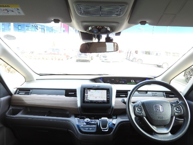 フリード+1.5 ハイブリッド G