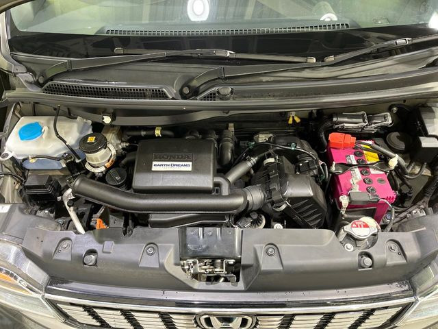 安心の最長10年・走行無制限保証(有償)をご用意。保証内容も充実はもちろん、無料点検&オイル交換や、年中無休の全国・24時間ロードサービスも付帯されておりますのでご安心下さい。