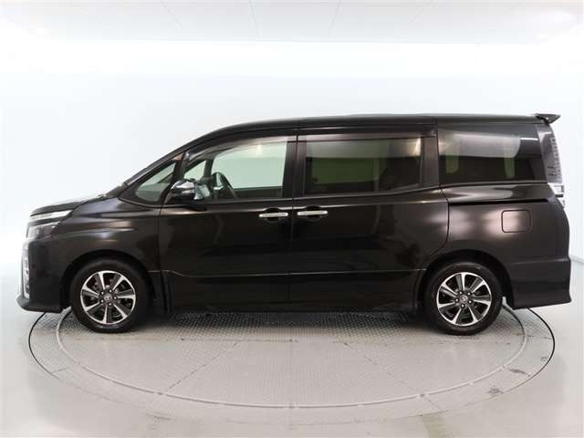 ヴォクシー2.0 ZS 煌III