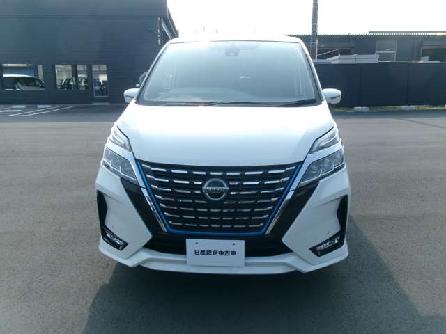 セレナ1.2 e-POWER ハイウェイスターV