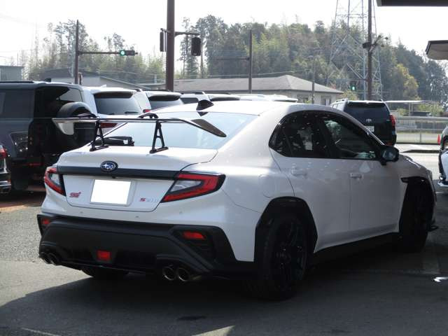 シリアルNo.308・ドライカーボンRスポイラー・ドライカーボンRECAROシート・STIパフォーマンスマフラー・bremboレッドキャリパー・純正BBS19AW・harman/kardon・STI F/S/Rスポイラー