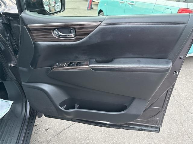 ���C�ɓ���̐������i���o�[�v���[�g��!�������܂��܂��N���܂���!����]�i���o�[�ɂ͒��I�ԍ����������܂��B(333�A555�A777�Ȃ�)���I�̏ꍇ�A����]�ɓY���Ȃ��ꍇ���������܂��B